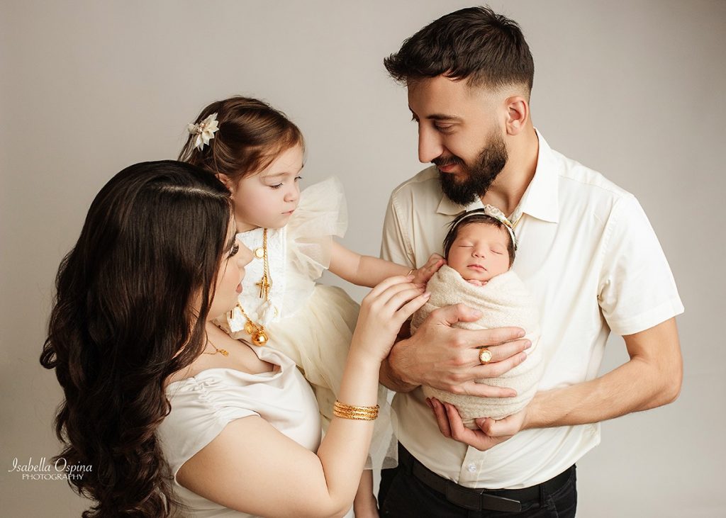 Siblings, newborn photographer